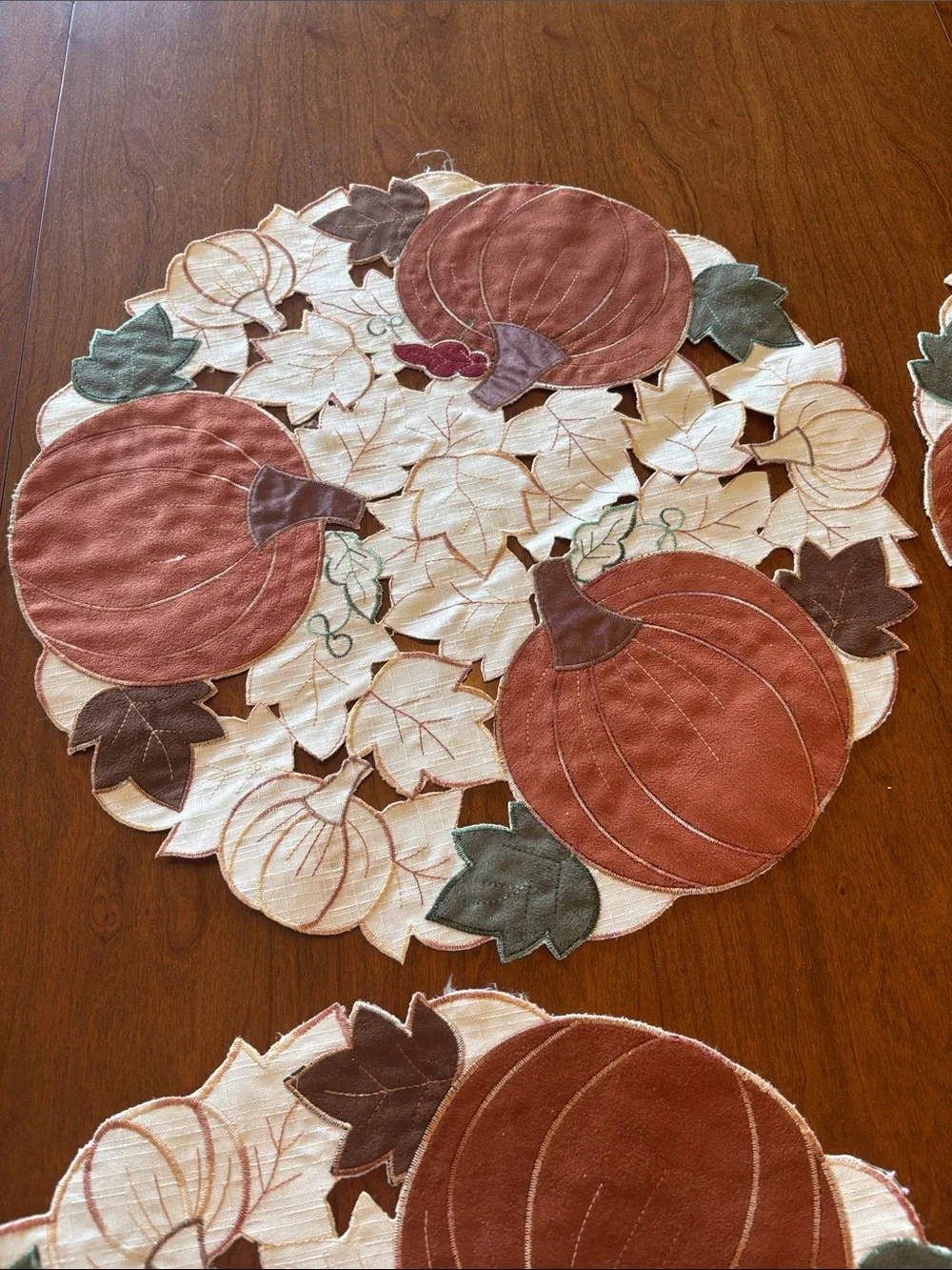 6 Round Placemats-Autumn Pumpkin Cutwork Placemat Set - Orange & Cream